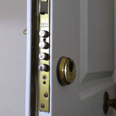 Cambio de cerradura empotrada