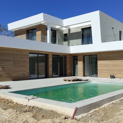 4 chalets en Calp (Alicante).