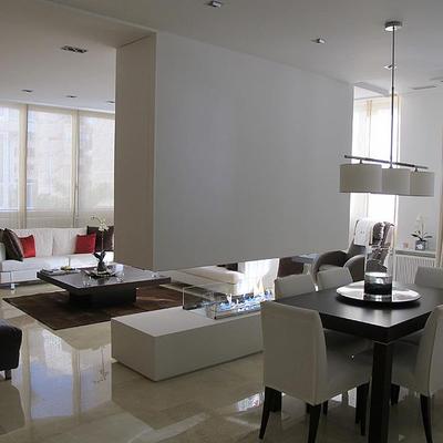 Chimenea de bioetanol encastrada en mueble bajo