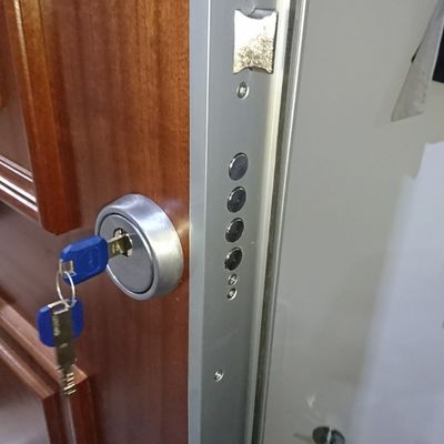Cilindro Kaba y escudo Disec