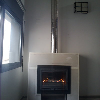 Chimenea de diseño con insert incorporado