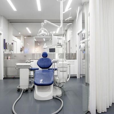 CLÍNICA DENTAL LAGO - A CORUÑA
