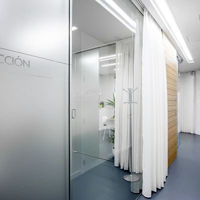 CLÍNICA DENTAL LAGO - A CORUÑA