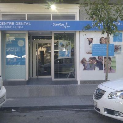CLINICA DENTAL SANITAS LLEIDA.