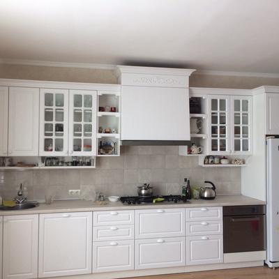 Cocina a medida de madera natural