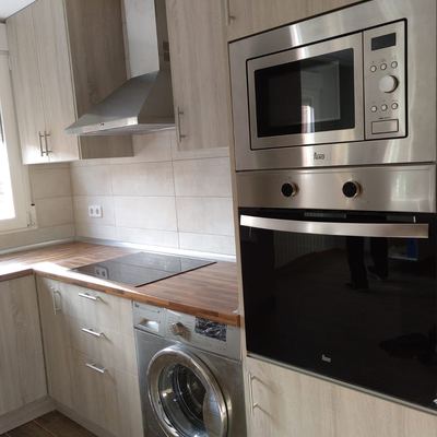 COCINA CON ELECTRODOMÉSTICOS