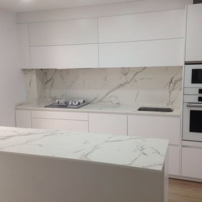 Cocina con encimera Dekton