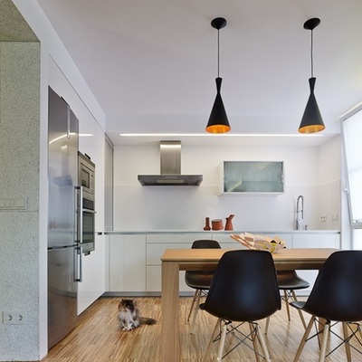 Cocina con tarima de madera