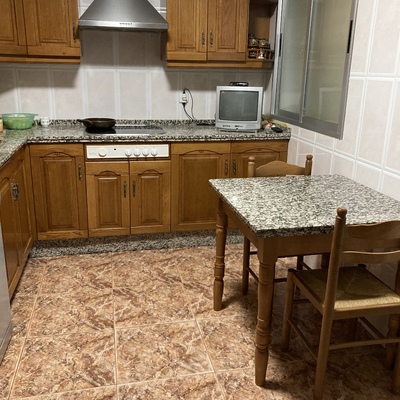 Cocina de madera de roble