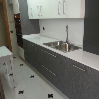 Cocina en Badalona Mod. Metal Luxe / Blanco  