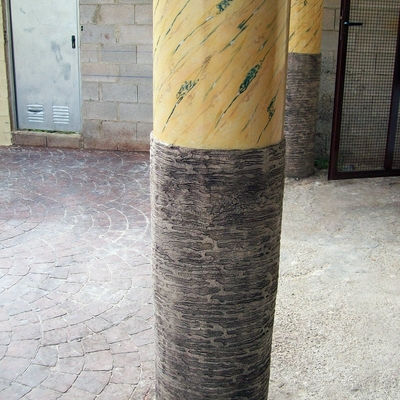 Columna en impreso de monocapa e imitación