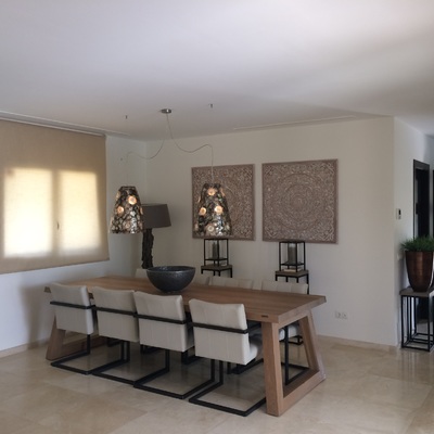 Comedor con Tonos Neutros