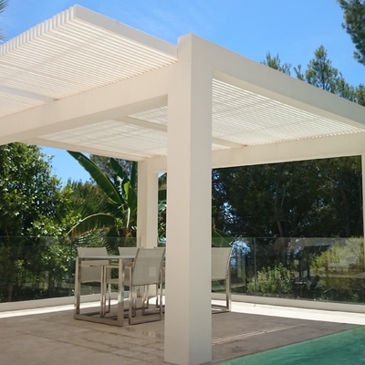 comedor de jardín sombreado