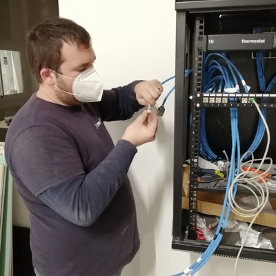 INSTALACIÓN DE VOZ Y DATOS EN LOGISTICA DE UNA FARMACEUTICA