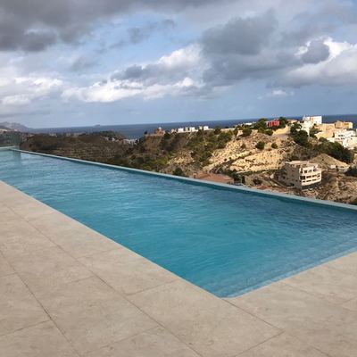 Construcción de piscina en Villajoyosa