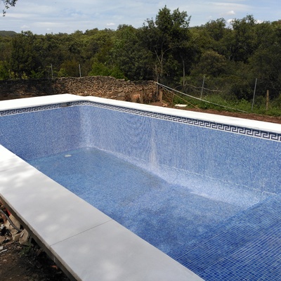 Construcción piscina vivienda particular en Córdoba