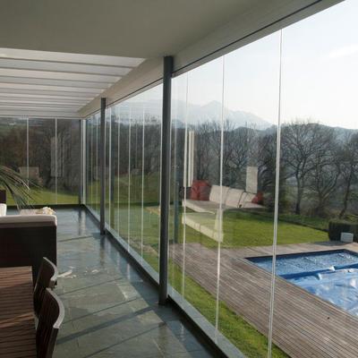 Cierre de terraza en Latores