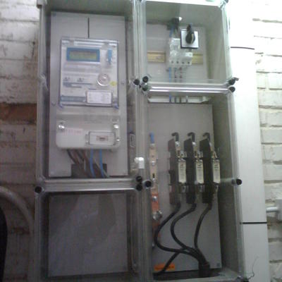 Mantenimiento de Instalación Eléctrica en Estación Gasolinera