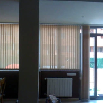Cortinas verticales screen