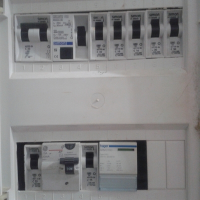 Cambiar el cuadro general mando y protección electrico de una vivienda  unifamiliar 