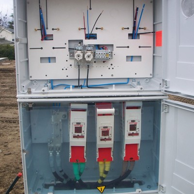 Electrificación en MT y BT de zona urbana en Moralzarzal