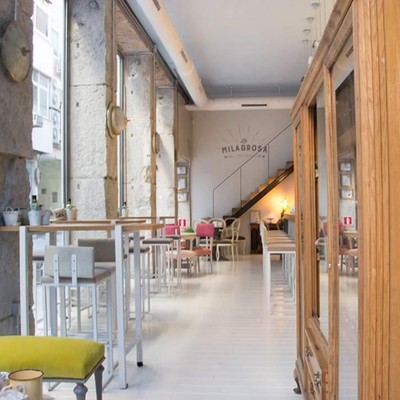 Decoración con papel pintado en Granada: Cafetería La Milagrosa