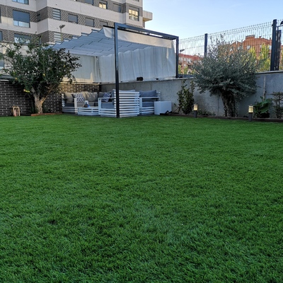 Decoración global de jardín con césped artificial DIAMANTE PLUS 60mm