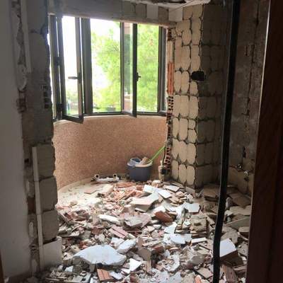 reforma de cocina y montaje de tarima y muebles de cocina