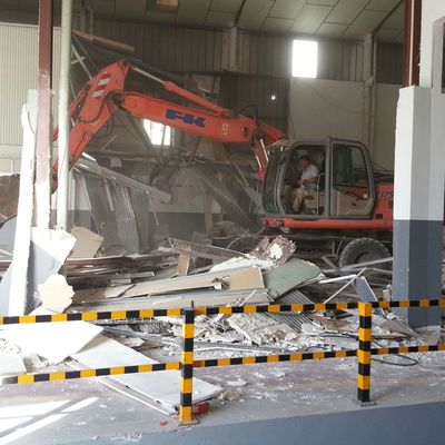 Derribo interior nave industrial