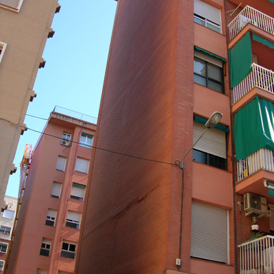 Desplome de pared medianera