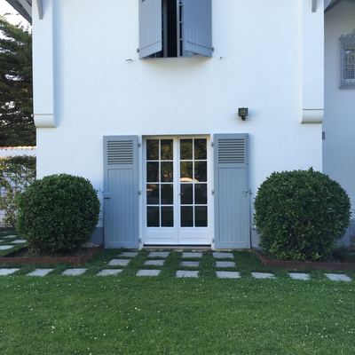 Jardín privado en Biarritz, Francia.