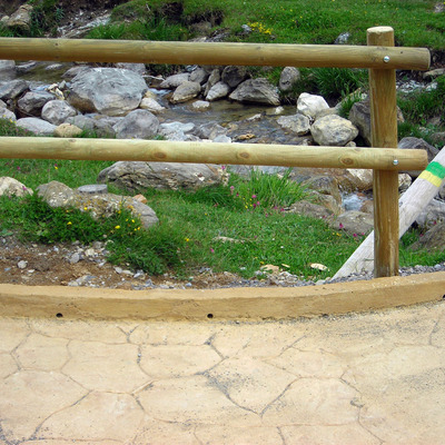 Detalle barandilla en puente