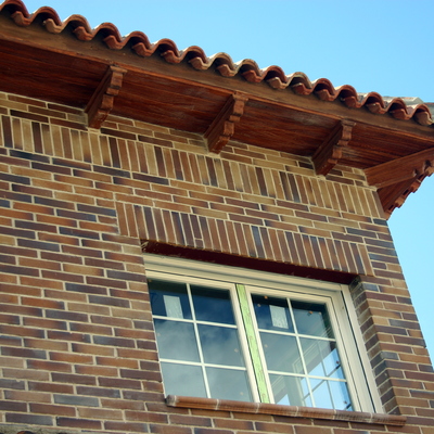 DETALLE DE ALERO EN VIVIENDA UNIFAMILIAR