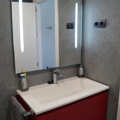 Detalle luz en espejo