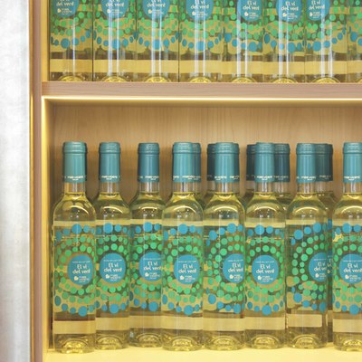 DETALLE MARCOS EN DORADO