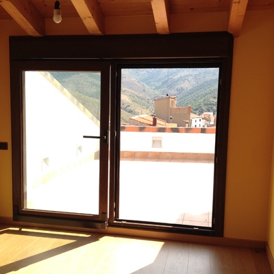 Detalle puerta oscilo-paralela (apertura)