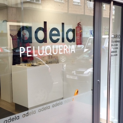 Detalle vinilos fachada