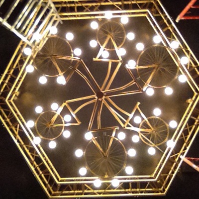 Iluminacion de discoteca y vivienda