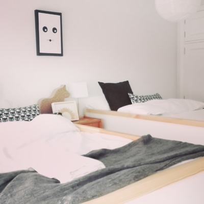 Dormitorio con dos literas