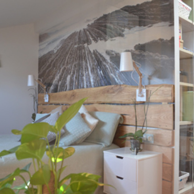 DORMITORIO Y VESTIDOR DESDE ESCALERA