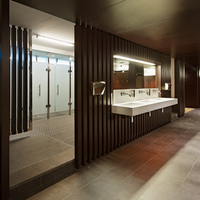 duchas y zona de aseo