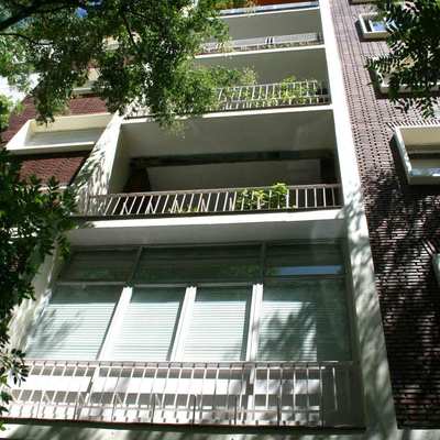 Edificio En La Calle De Zurbano