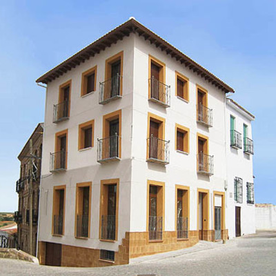 Edificio en Santa Cruz de la Zarza