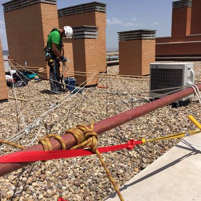 Sustitución revestimientos bandejas horizontales del forjado de terrazas