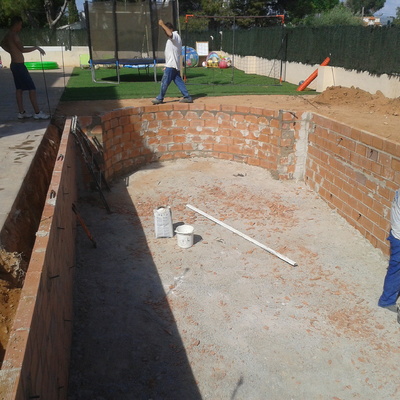 Encofrado de piscina en Castellón