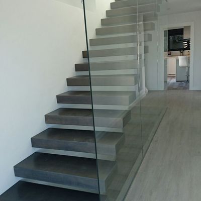 Casa vanguardista tipo lineal, Granada