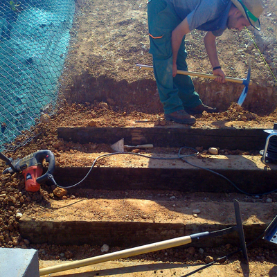 ESCALERA DE TRAVIESAS DE TREN
