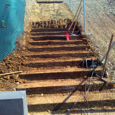 ESCALERA DE TRAVIESAS DE TREN