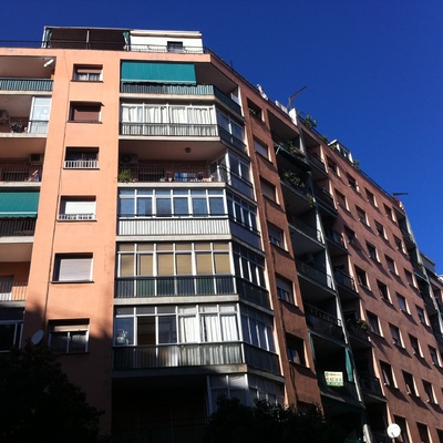 Rehabilitación de fachada principal avenida Josep Tarradellas, 166 de Hospitalet