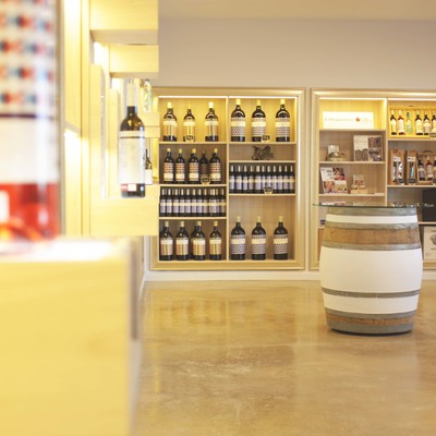 ESTANTERÍAS RETROILUMINADAS